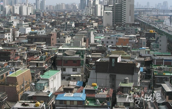 ▲ 서울시의회가 소규모주택정비사업 활성화를 위한 제도개선 연구 용역에 들어갔다. (사진=대한건축사협회 건축사신문 자료사진)