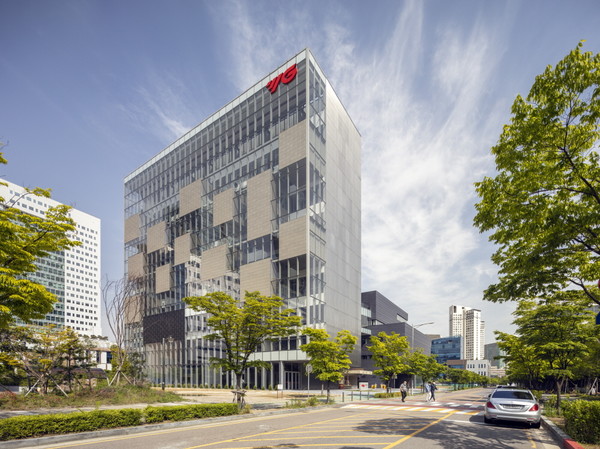 2021 한국건축문화대상 준공건축물-민간부문 대상작 ‘㈜와이지-원 본사’