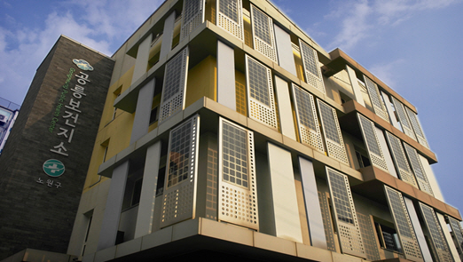 ‘제1회 그린리모델링 챌린지’ 그림그리기 사진전 부문 LH 사장상 수상작. 남대문중 2학년 임태영 학생의 ‘태양광 그린에너지’ (사진=국토교통부)