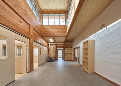 한국형 생태건축시스템이 적용된 서울시 노원구 원터 근린공원 내 숲속작은도서관(사진=한국건설기술연구원)