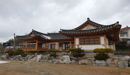 전라북도가 한옥 건축 희망자에게 보조금과 융자금을 지원한다. (사진=전라북도)