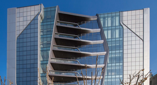 알파에너웍스의 BIPV 기술이 집약된 합정동 YG엔터테인먼트 신사옥 전경(사진=알파에너웍스)