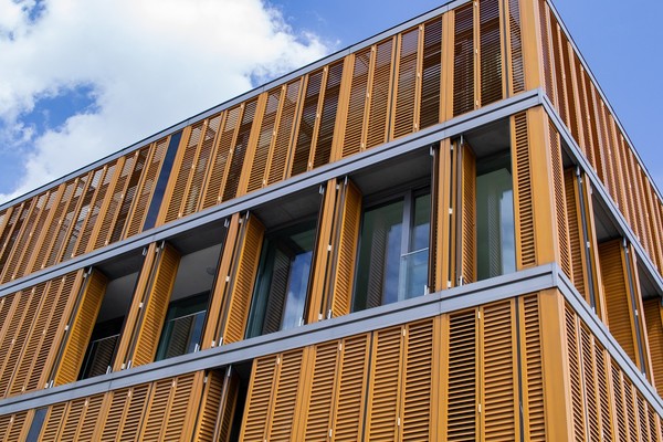 에이지 프렌들리 시티에 어울리는 이상적인 건축재료는 바로 목재이고, 목조건축을 통해 자연으로의 회귀, 현대병을 예방할 수 있다.