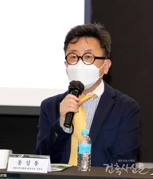 홍성용 편집국장은 삼각지~녹사평에 이르는 공간을 시가화해야 한다고 지적했다.