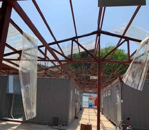 작년 4월 작업 근로자의 추락사고가 발생한 건설현장