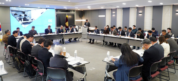 대한건축사협회는 지난 4월 9일 건축사회관 3층 국제회의실에서 2024년도 원장 및 센터장, 위원장 합동간담회를 개최했다.(사진=대한건축사협회)