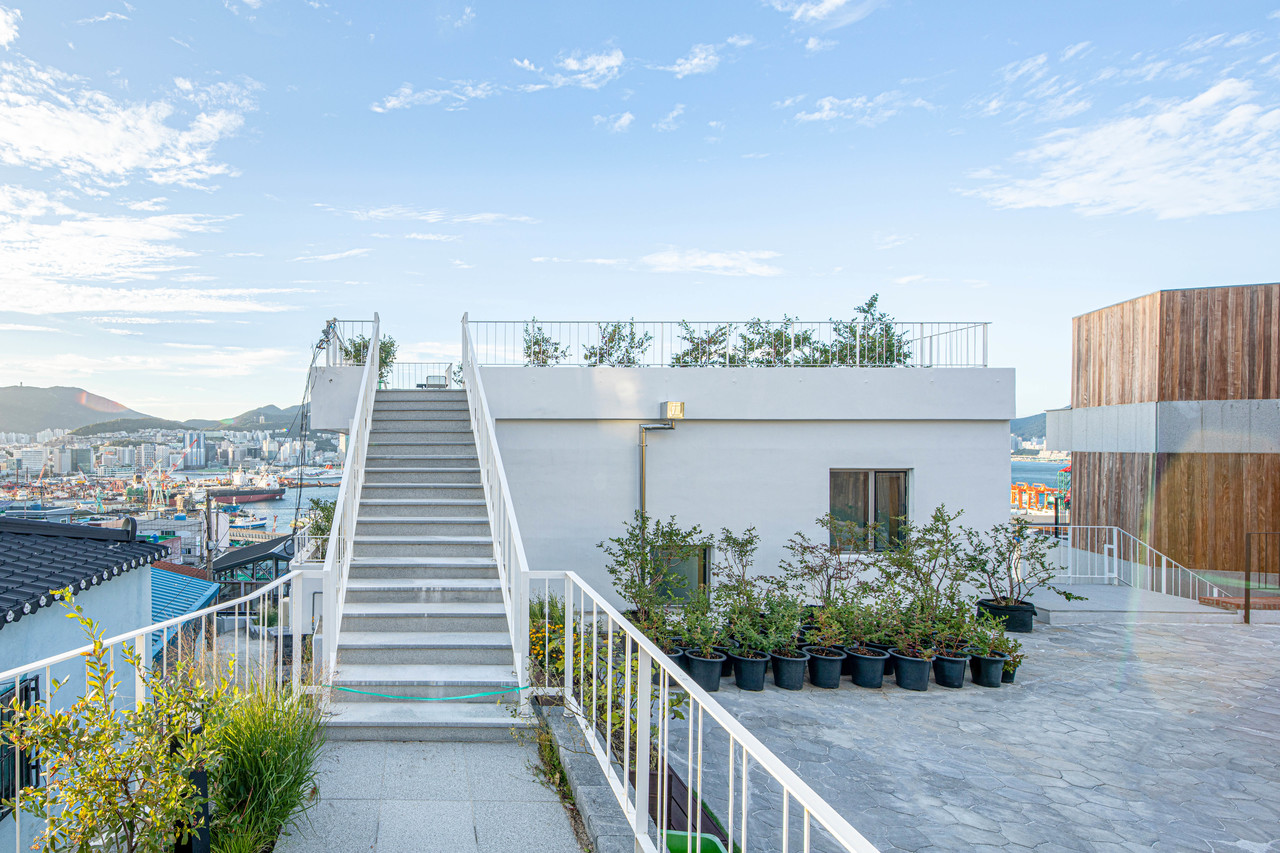 2023 부산다운 건축상 대상 수상작 ‘베리베리굿 봉산센터’(설계=최재원·권미리 건축사, 주.플로건축사사무소, 사진=타별)