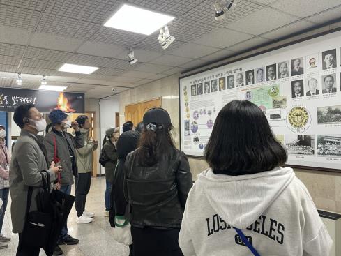 도시건축 답사에 나선 시민들(사진=서울특별시)