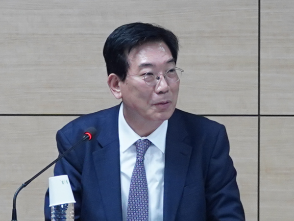 중앙윤리위원회 첫 회의에서 조재연 변호사가 중앙윤리위원회 위원장으로 선임됐다. (사진=대한건축사협회)