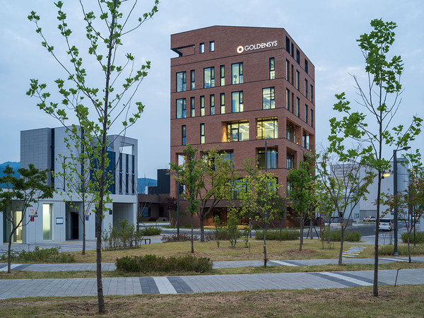 골든시스 사옥(설계=권웅규 건축사/건축사사무소 도시건축집단, 사진=김재경)