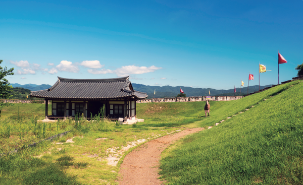 성 내에 있는 고마청 (사진=김진섭 건축사)