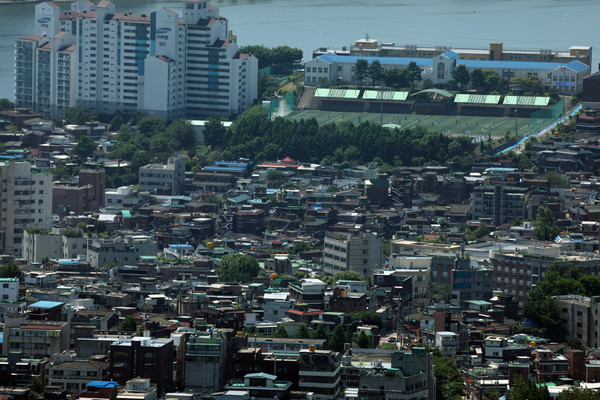 대한건축사협회가 제안한 ‘불합리한 건축심의제도 개선안’을 서울시가 적극 수용해 조치에 임하고 있다. (사진=뉴스1)