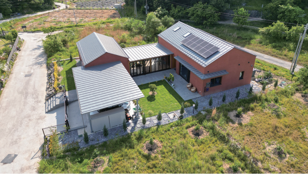 설계의도를 충실히 구현하기 위해 다양한 노력이 반영된 단독주택 ‘베짱이의 숨숨집’ 프로젝트 (사진=예감 건축사사무소)