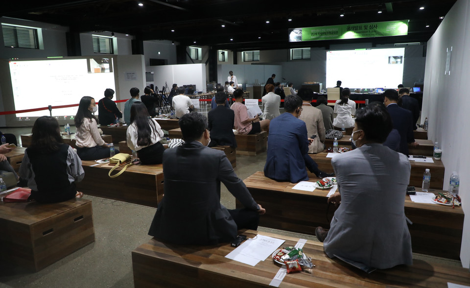 해당 사진은 기사와 관련이 없음. 사진은 한 지자체의 설계공모 심사 현장(사진=뉴스1)