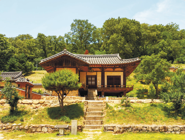 임청각 군자정을 정면에서 바라본 모습	(사진=김진섭 건축사)
