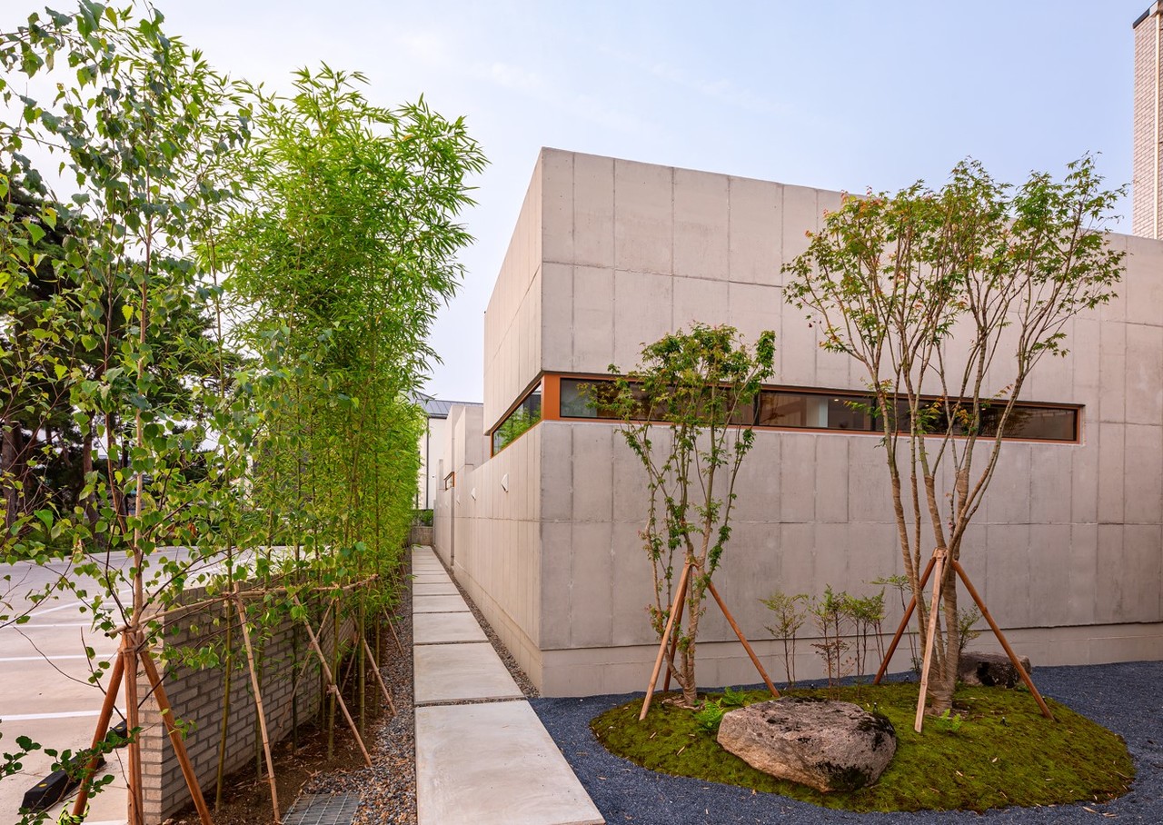 2024 강원도 건축문화상 비주거부문 우수상 수상작 ‘스테이 니와’(설계=문성희 건축사·아틀리에무이종합건축사사무소, 사진=윤현기)