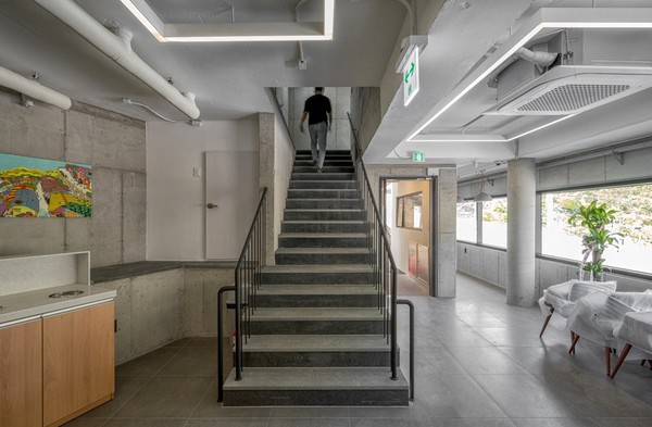 반찬식당 (설계=김연중 건축사·오아이오에이(OIOA) 건축사사무소, 사진=김진철)