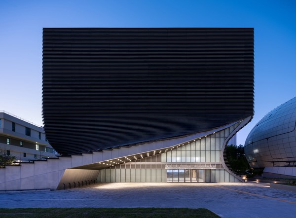 서울시립 사진미술관 (설계=윤근주 건축사(일구구공도시건축 건축사사무소)·믈라덴 야드리치(Mladen Jadric) 오스트리아 교수, 사진=Namgoong Sun)