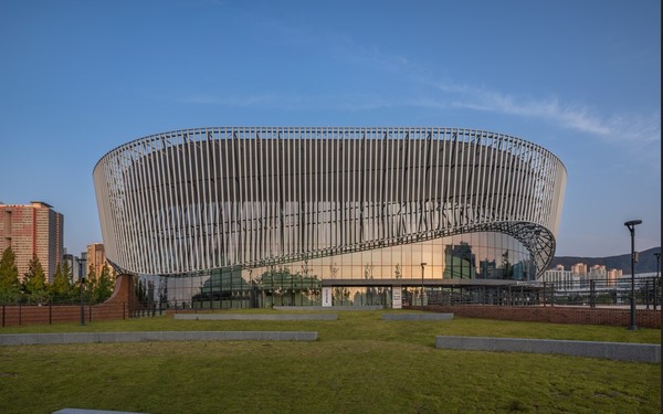 부산콘서트홀 (설계=오호근 건축사·(주)종합건축사사무소 디자인캠프문박디엠피, 사진=윤준환)