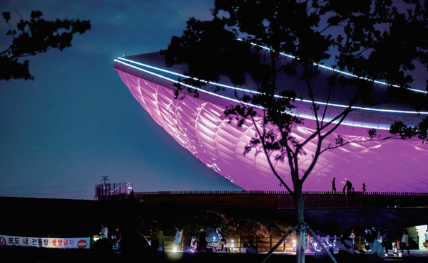 한여름 디아크 풍경. (사진=김진섭 건축사)