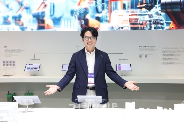 이명진 대표 건축사, (주)정림건축 종합건축사사무소.	(사진=대한건축사협회 건축사신문)