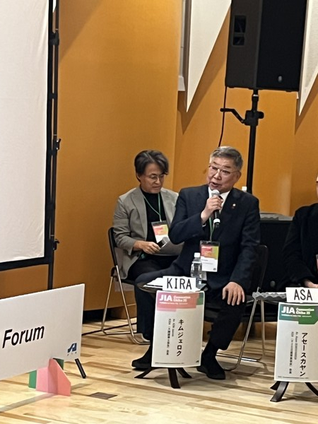 김재록 회장이 JIA 해외단체장 포럼에 참석해 논의를 이어가고 있다. (사진=대한건축사협회)