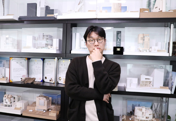 유대우 건축사, 유가 건축사사무소(부산광역시건축사회)