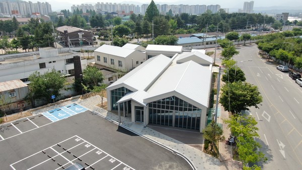 춘천시 건강생활지원센터(설계·사진=심재군 건축사·(주)더드림종합건축사사무소)